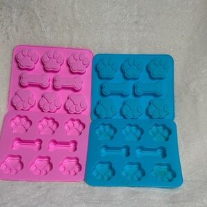 Set of 4 Silicone Molds Pink & Blue Paw & Bone Food or Craft Molds Bake Freeze